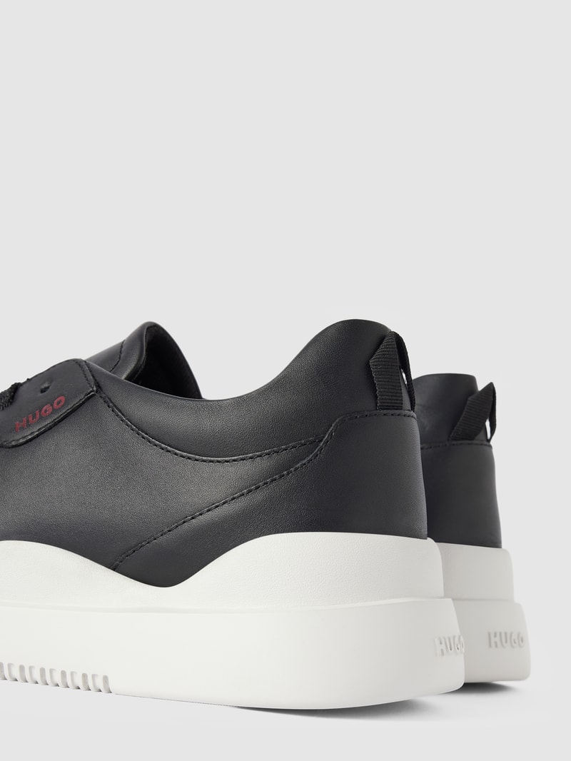 Sneaker aus Leder mit Label-Details Modell 'Blake' in schwarz