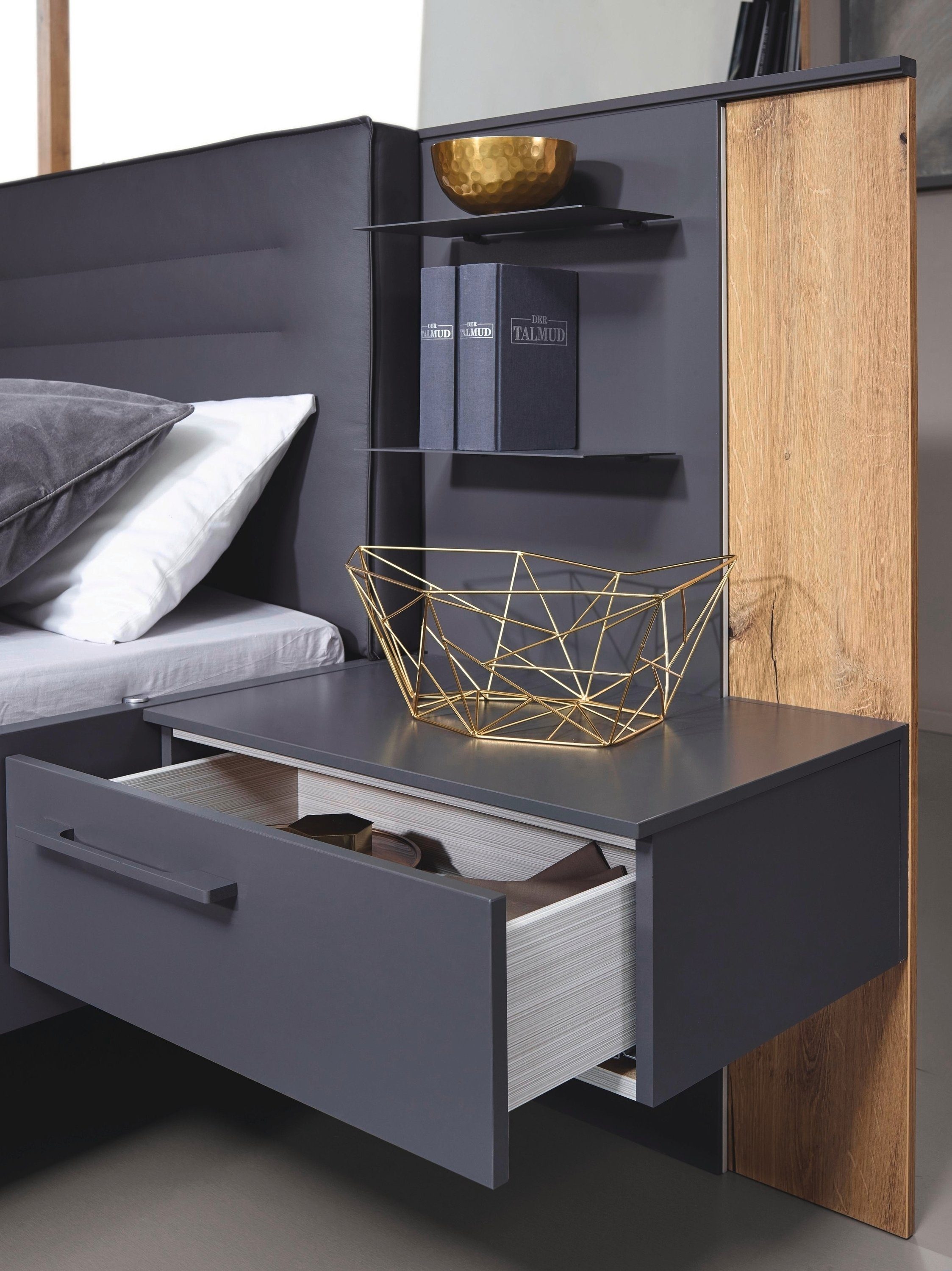 rauch Bettanlage Valetta, (Set 5-tlg) Bett, 2 Nachttische, 2 Paneele, optional mit Beleuchtung