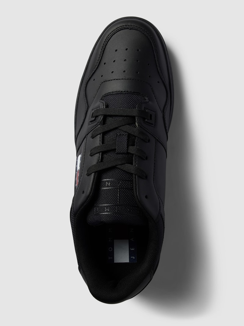 Sneaker aus Leder-Mix in schwarz