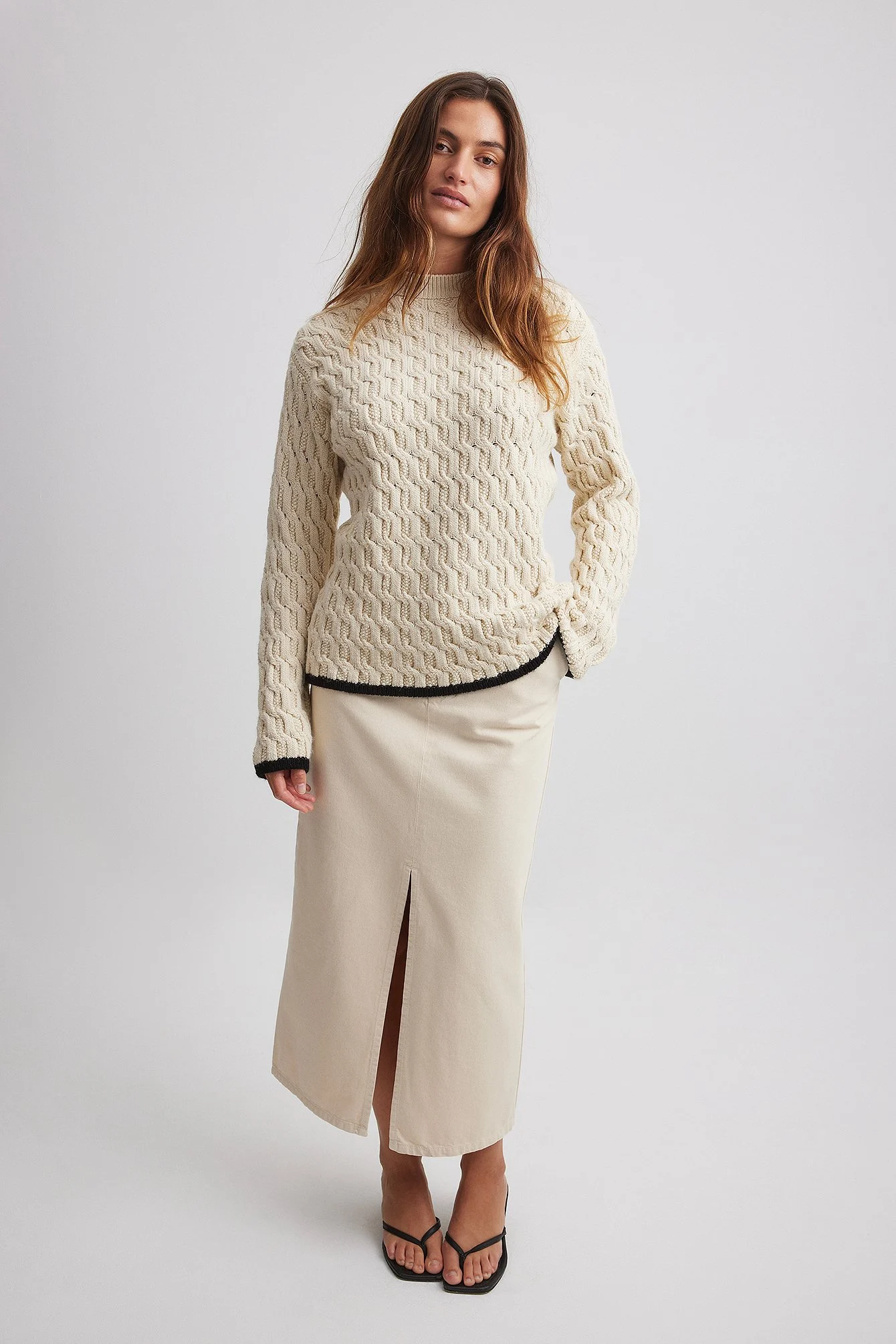 Rundhalsausschnitt Strickpullover