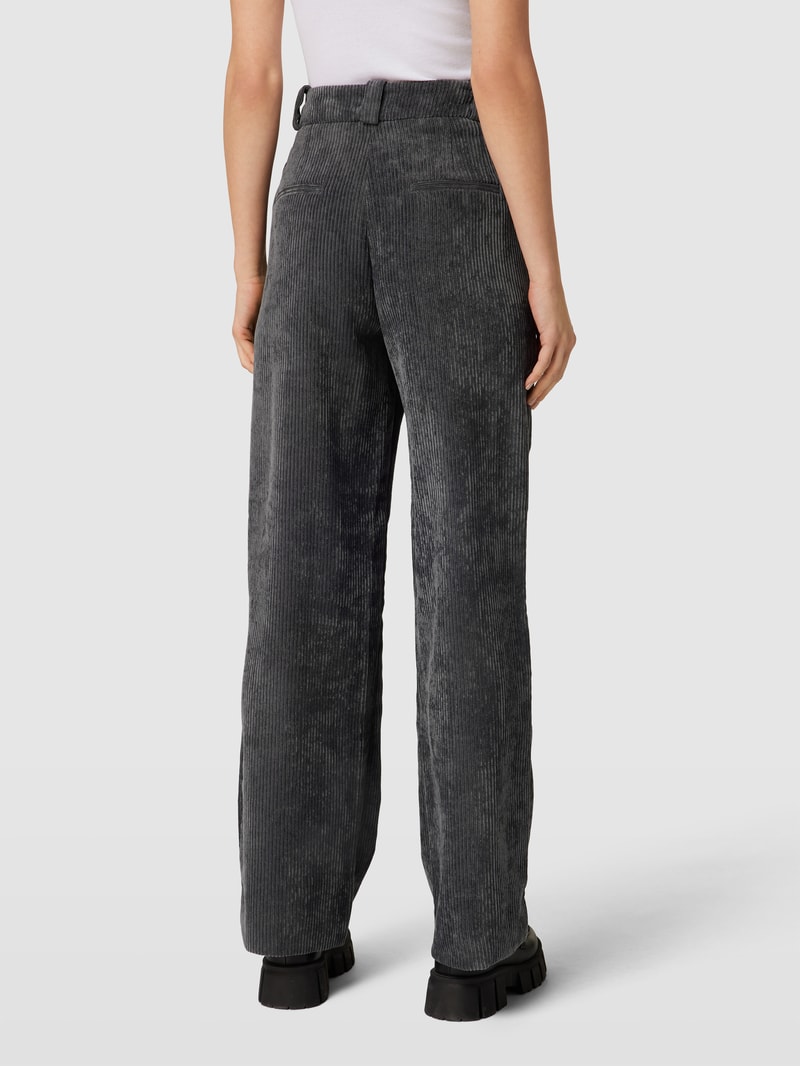 Cordhose mit Eingrifftaschen in anthrazit
