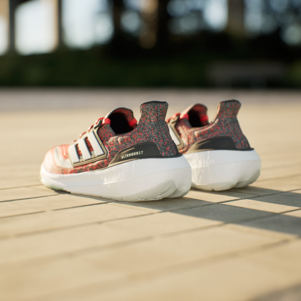adidas Ultraboost Light ID3277 / rot
