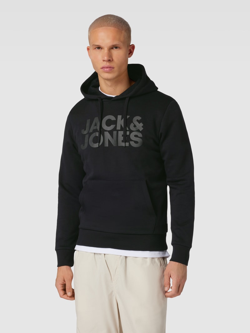 Hoodie mit Label-Print in schwarz