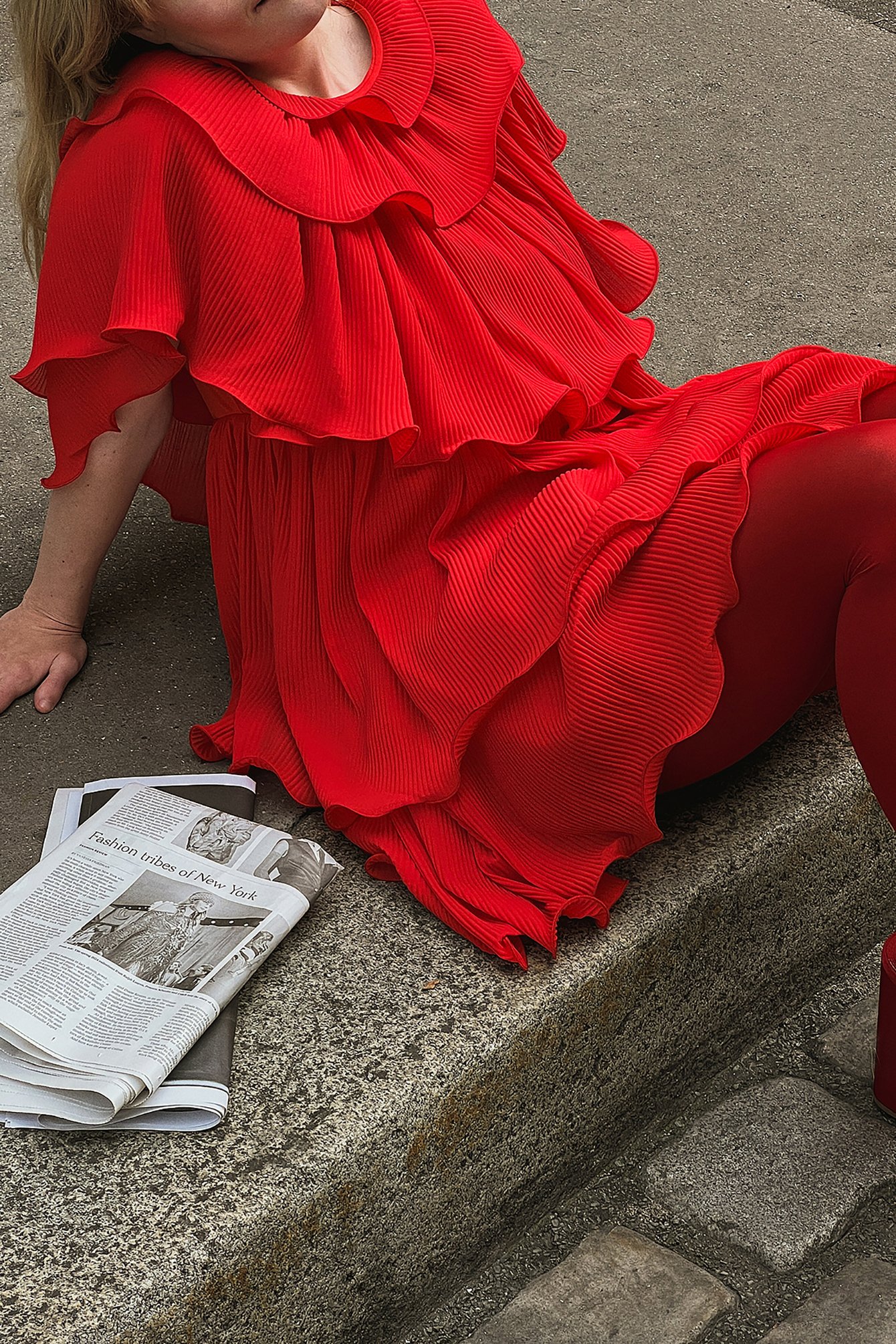 Minikleid mit Volantdetail