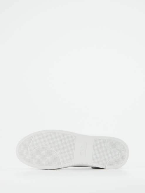 Sneaker-84657990180 HUB
