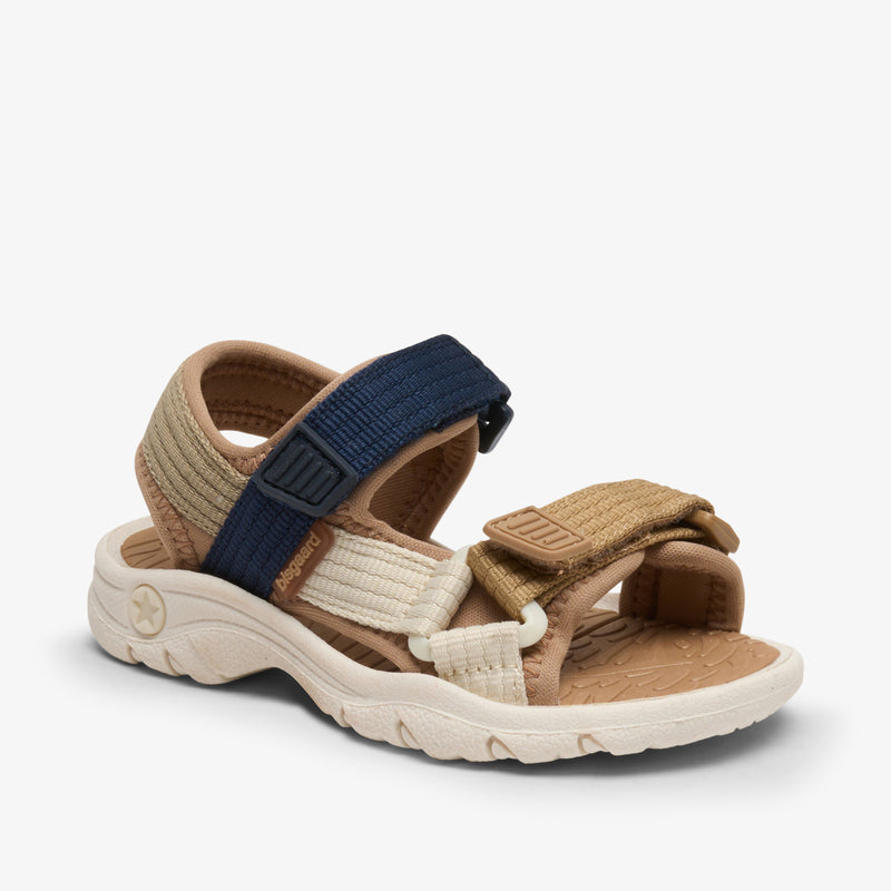 nico camel - Braun