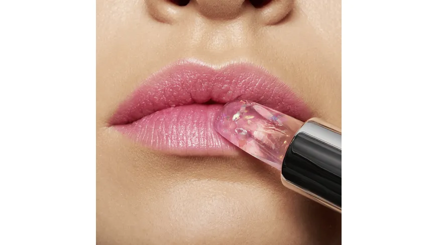 essence Meta Glow Colour Changing Lipstick