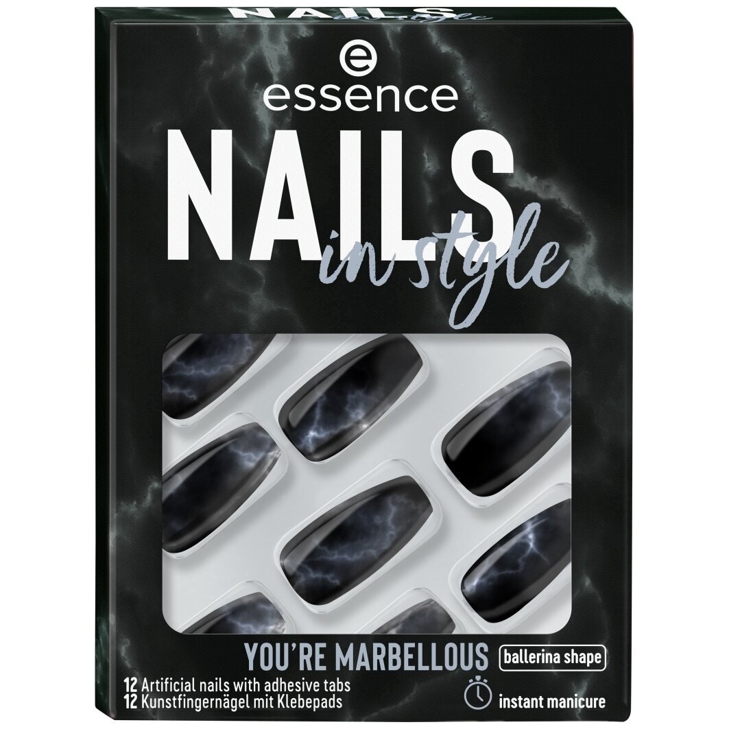 Nails in style