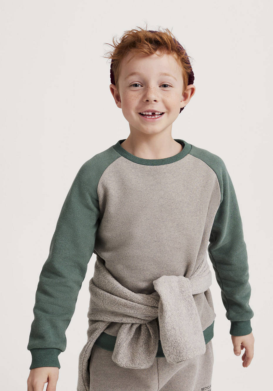 Sweatshirt BetterRecycling aus reiner Bio-Baumwolle