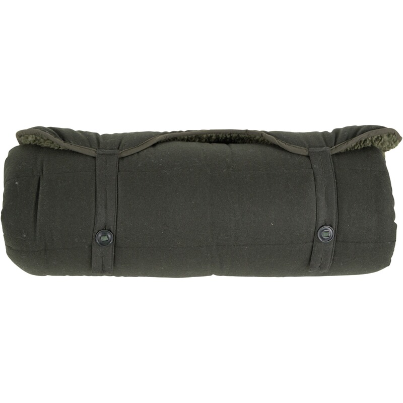 Carinthia Ansitzsack mit Teddyfell