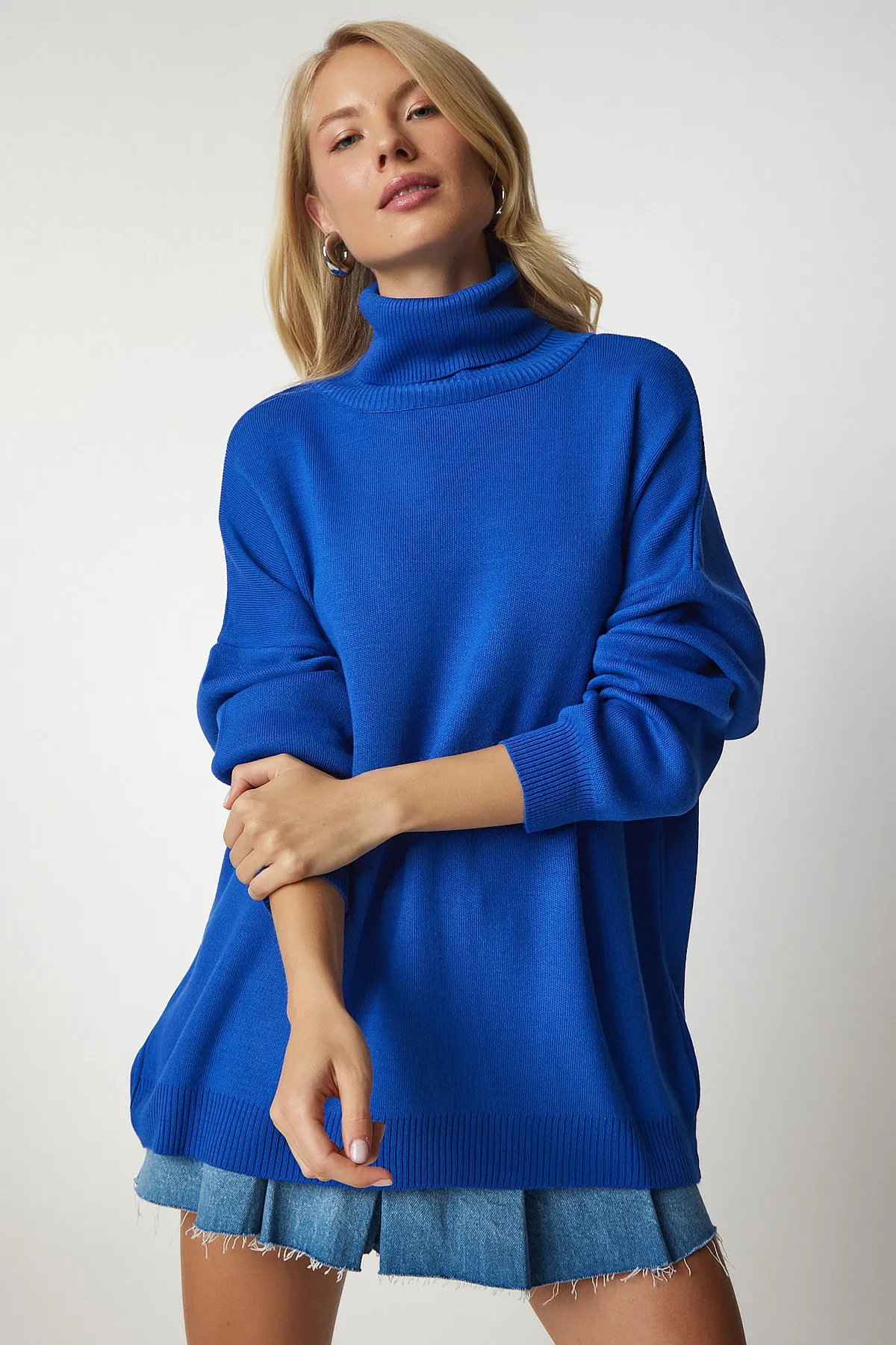 Happiness İstanbul  Blauer Rollkragenpullover in Übergröße für Damen BV00084