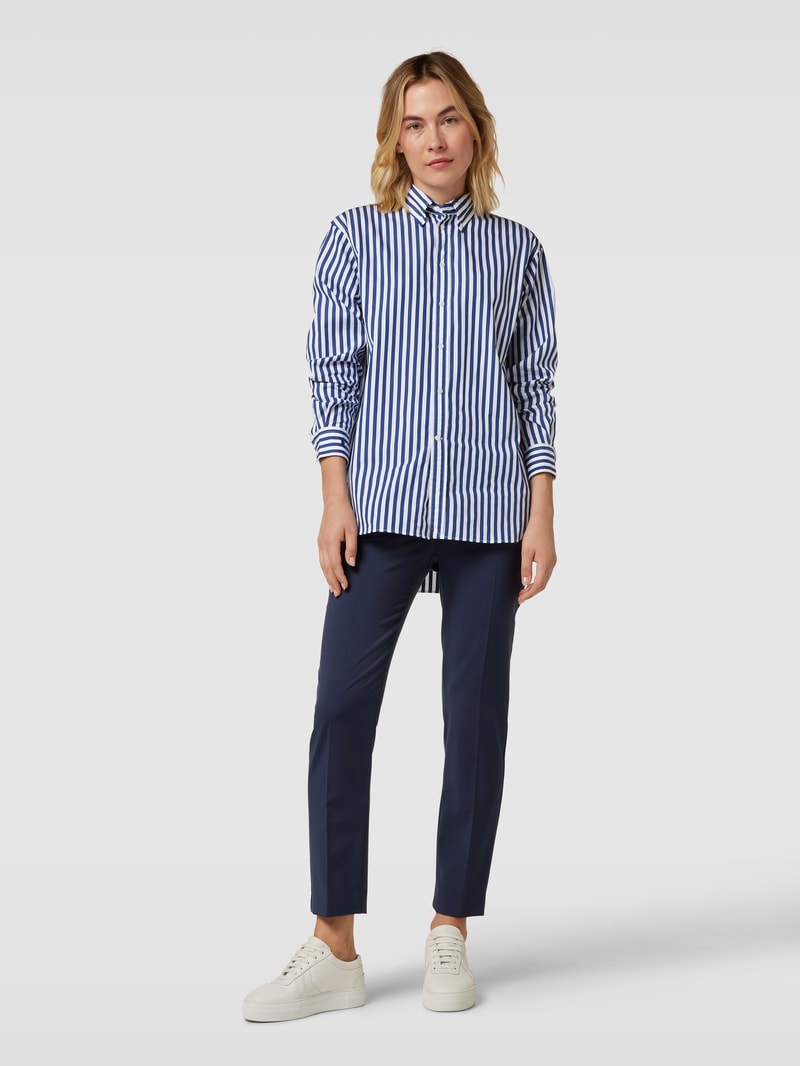 Bluse mit Streifenmuster und verlängertem Rückenteil in royalblau