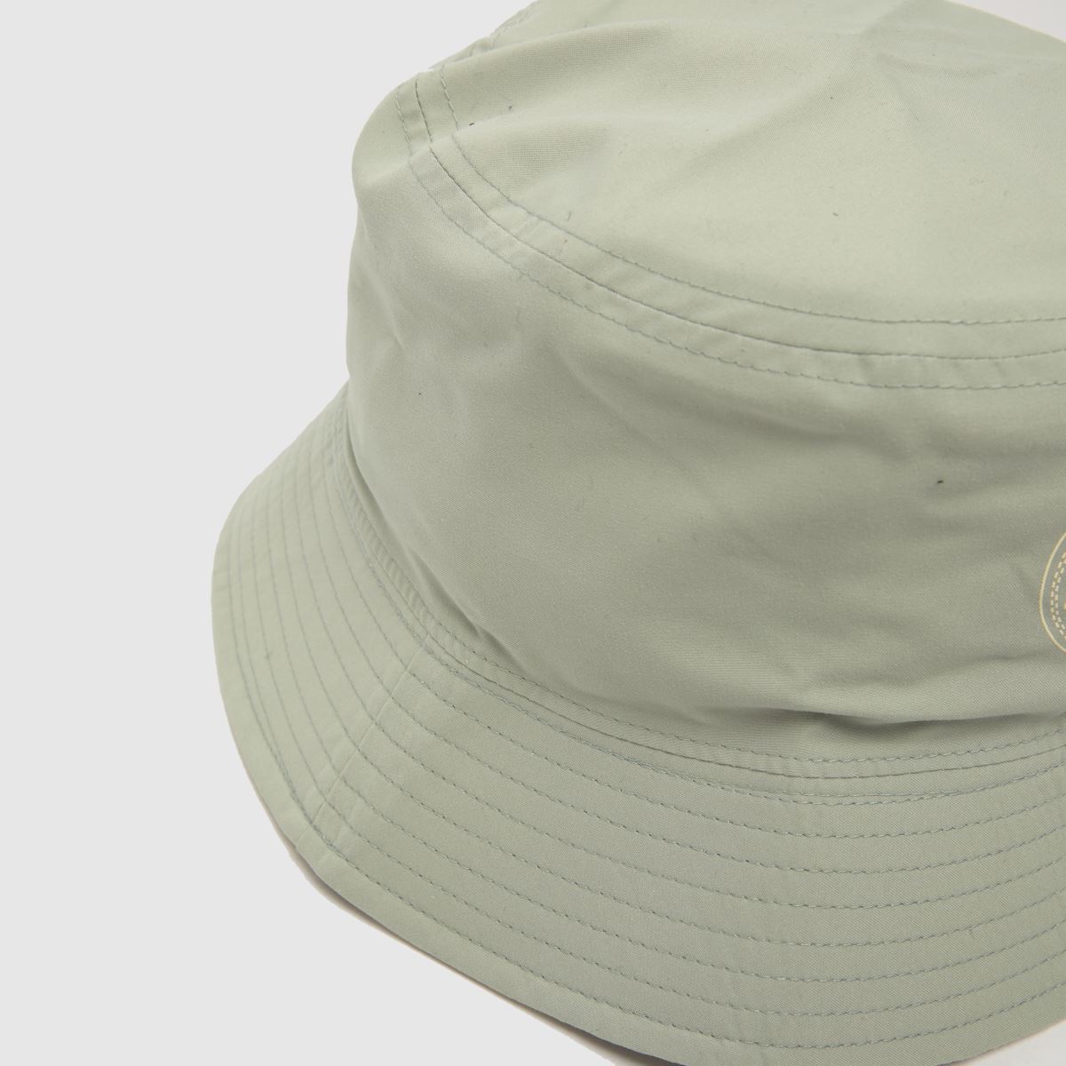 Converse vändbar buckethatt med flera lappar