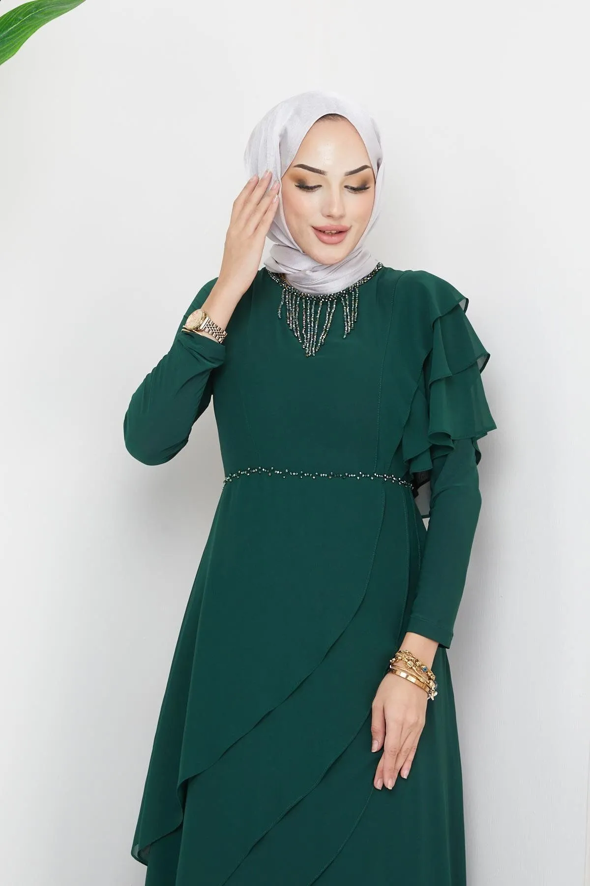 Olcay  Perlen- und Schwungrad-detailliertes Chiffon-Hijab-Abendkleid GRÜN 1652