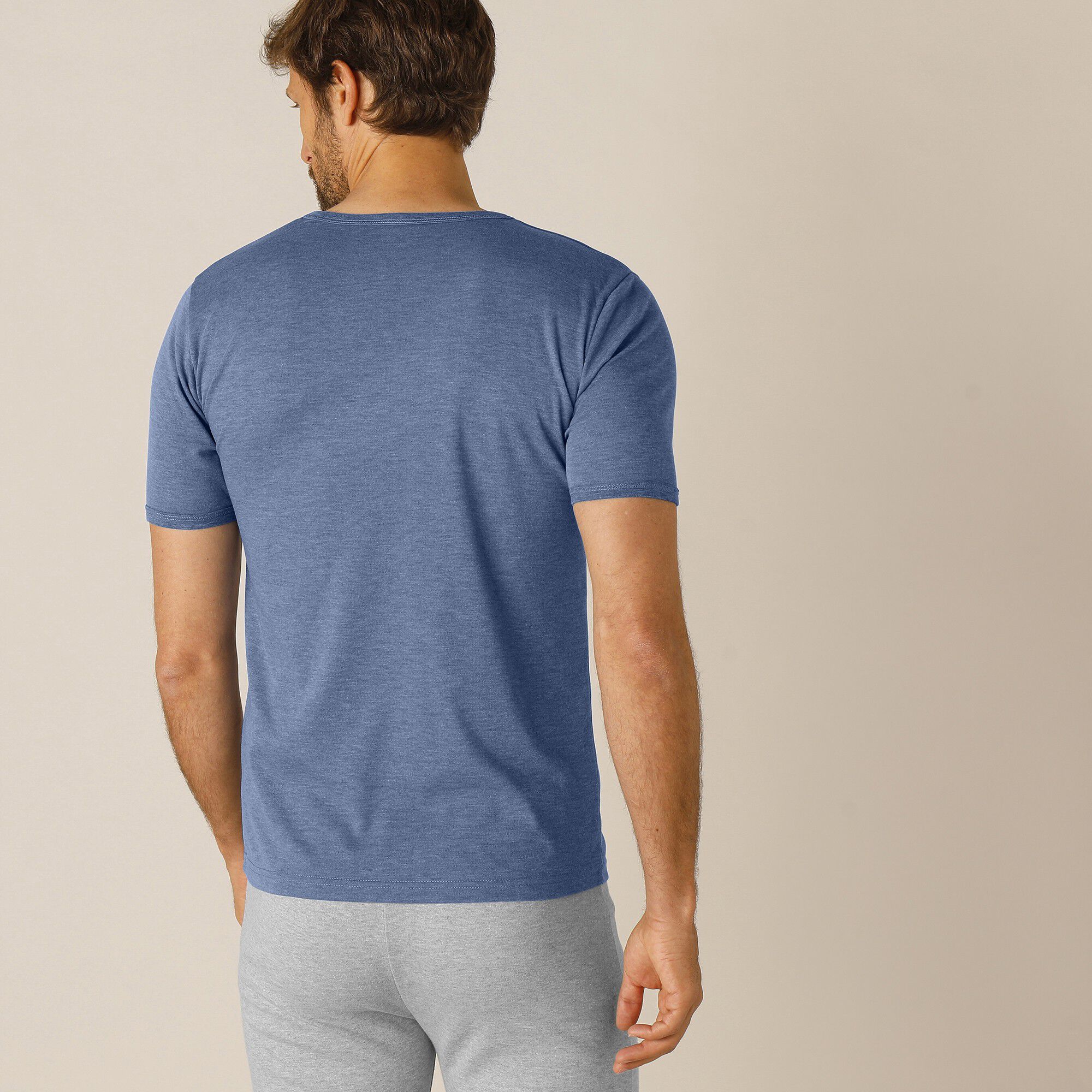 Tee-shirt sous-vêtement homme col V manches courtes polyester