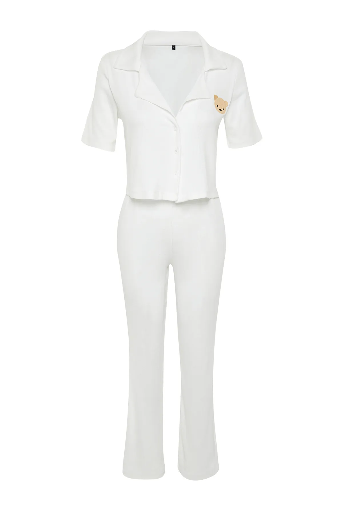 Trendyol Collection  Ecrufarbenes Pyjama-Set aus geripptem Hemd und Hose mit Teddybär-Stickerei THMSS21PT0168