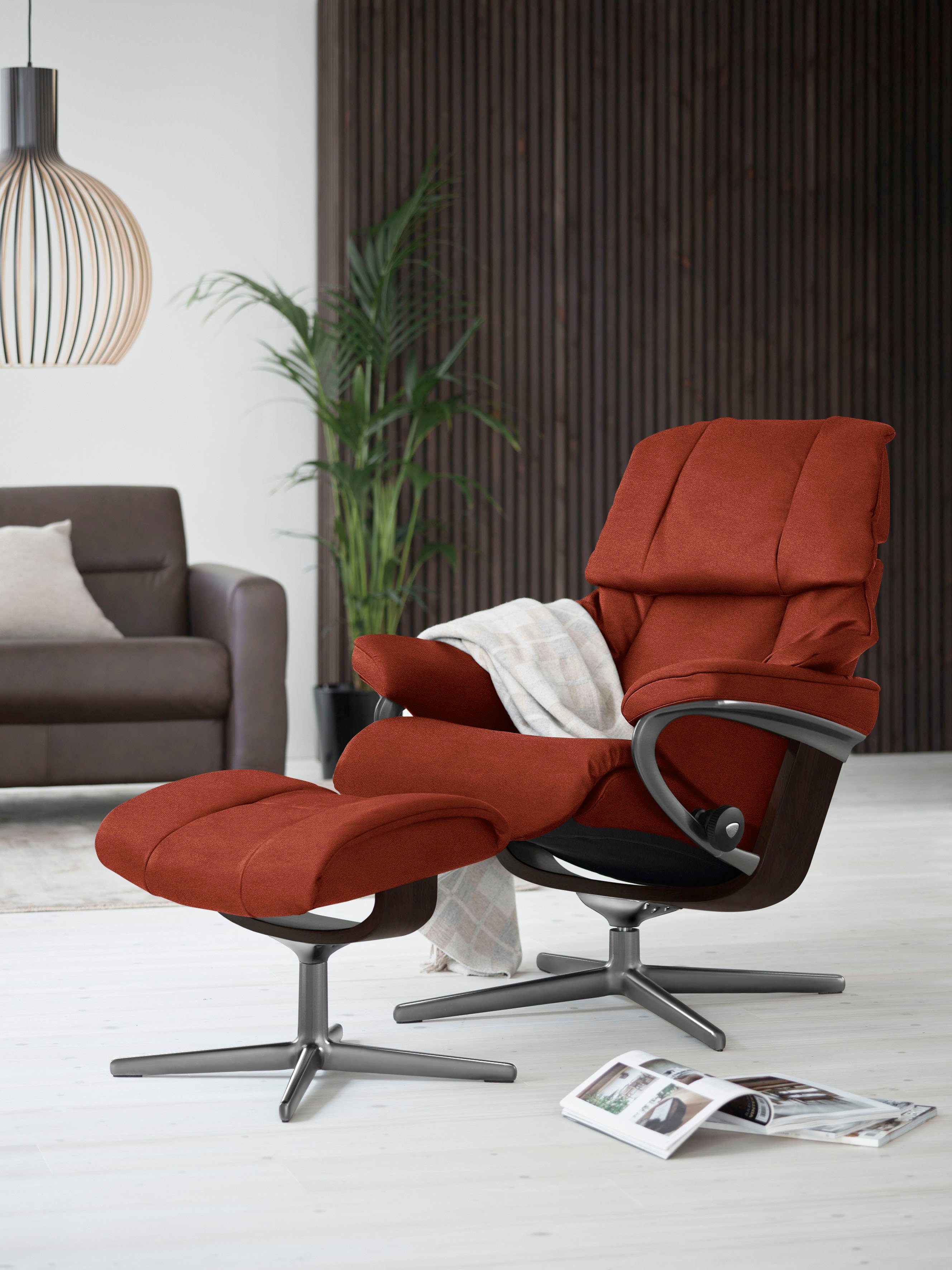 Stressless® Relaxsessel Reno (Set, Relaxsessel mit Hocker), mit Hocker, mit Cross Base, Größe S, M & L, Holzakzent Braun