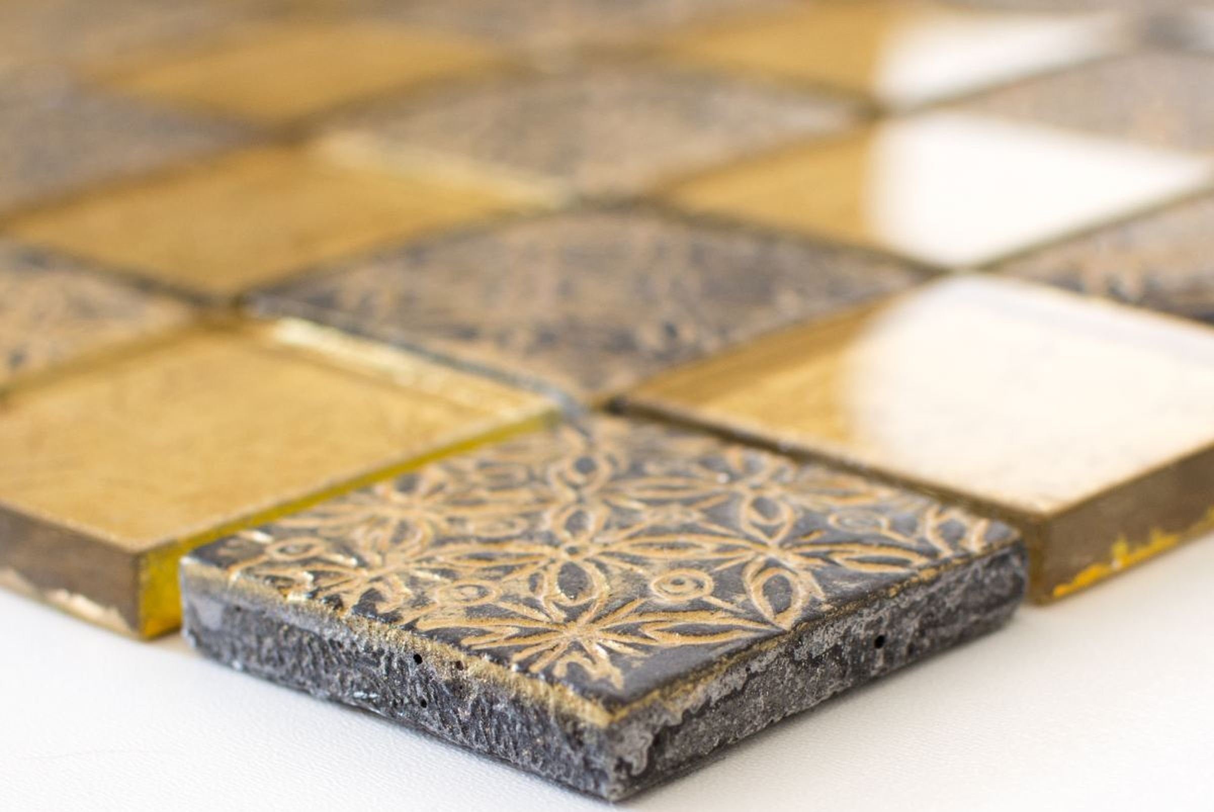 Mosani Mosaikfliesen Glasmosaik gold Mosaikfliese Resin Optik Fliesenspiegel