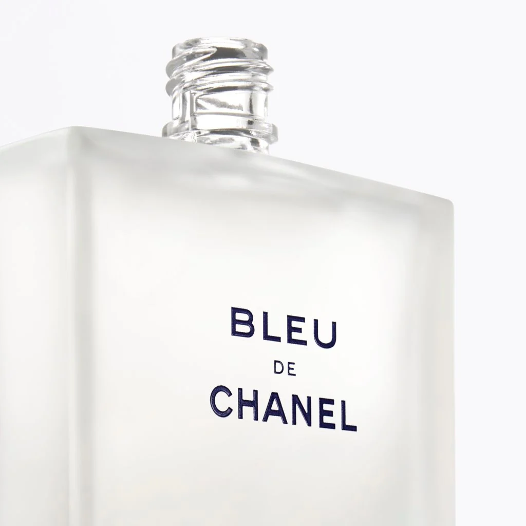 BLEU DE CHANEL – LOJONAS PO SKUTIMOSI