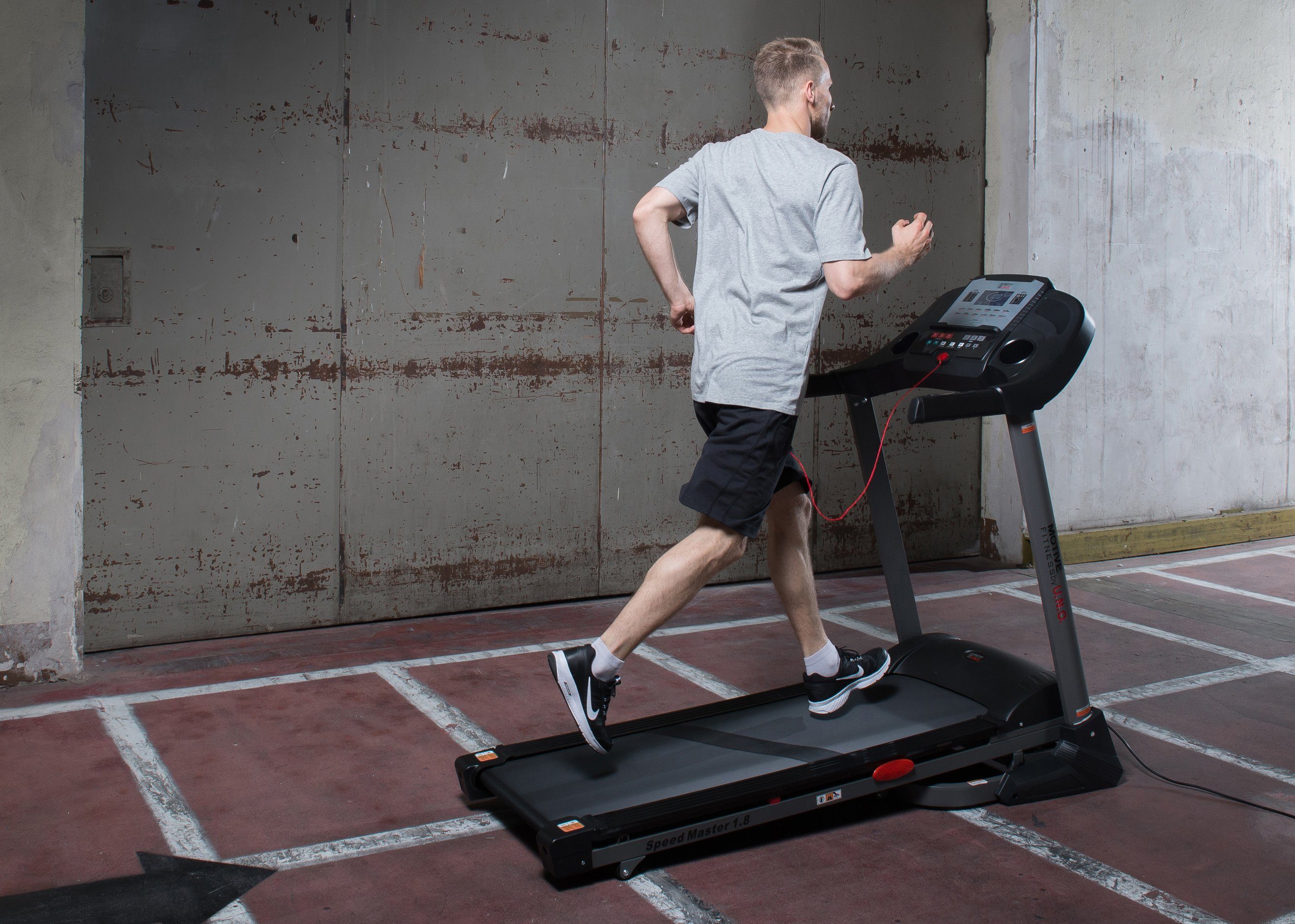 MOTIVE FITNESS by U.N.O. Laufband Speed Master 1.8 (6-tlg), mit integrierten Handpulssensoren und Soft-Motion-Foldsystem