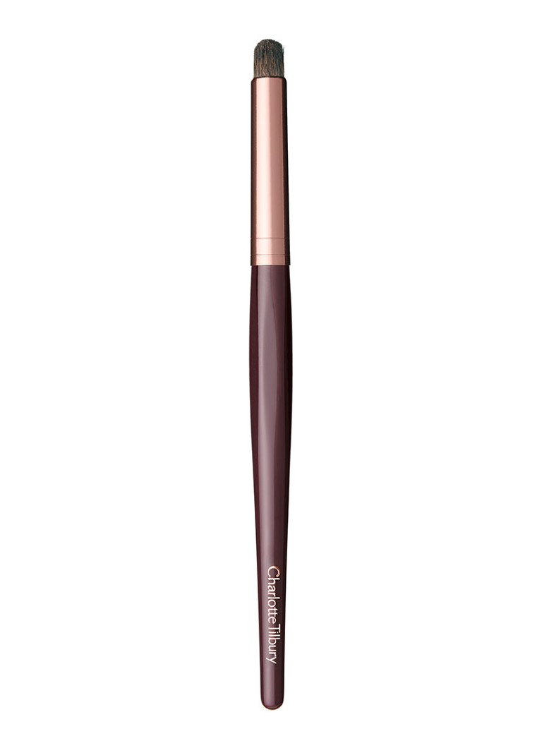 Pensulă pentru amestecarea fardurilor de pleoape Charlotte Tilbury - Acid