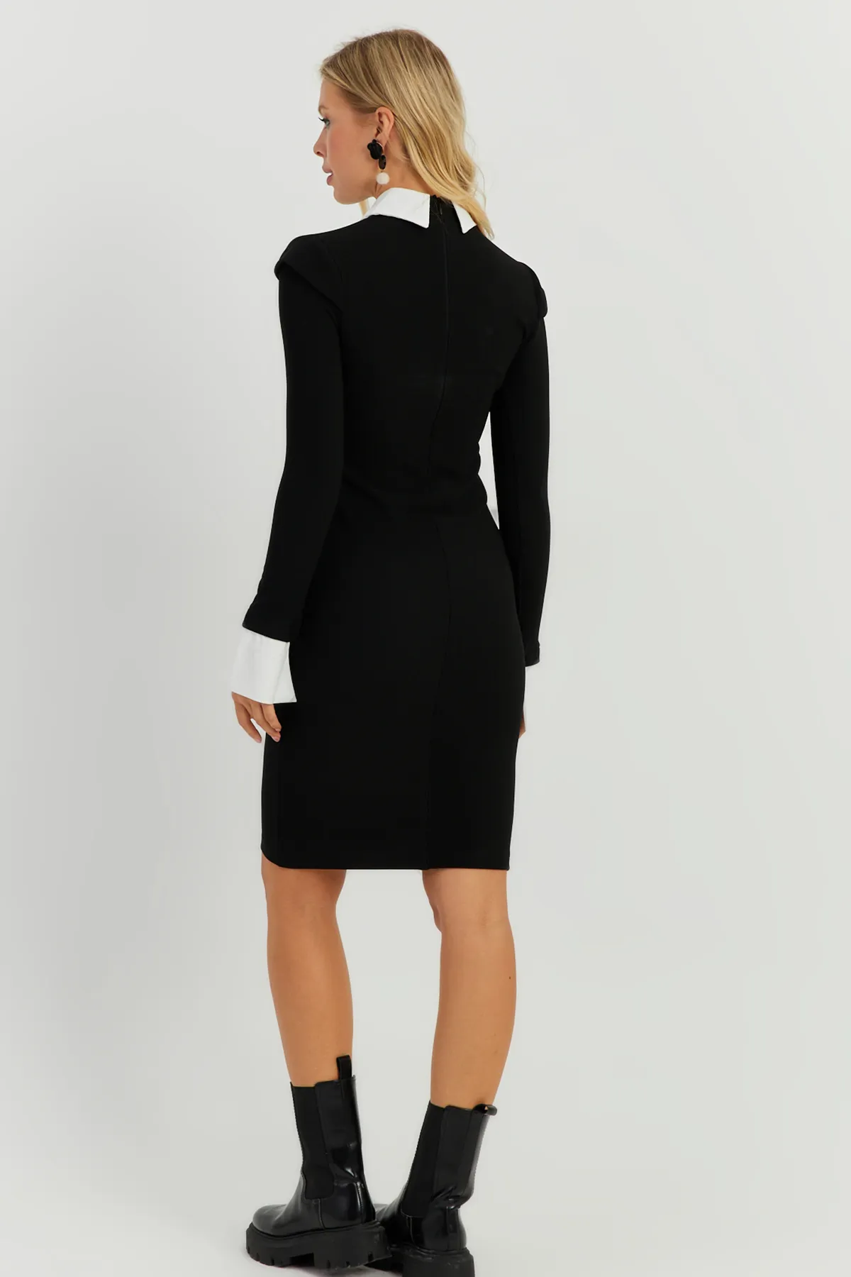 Cool & Sexy  Schwarzes Midikleid mit Hemddetail für Damen RMZ21238