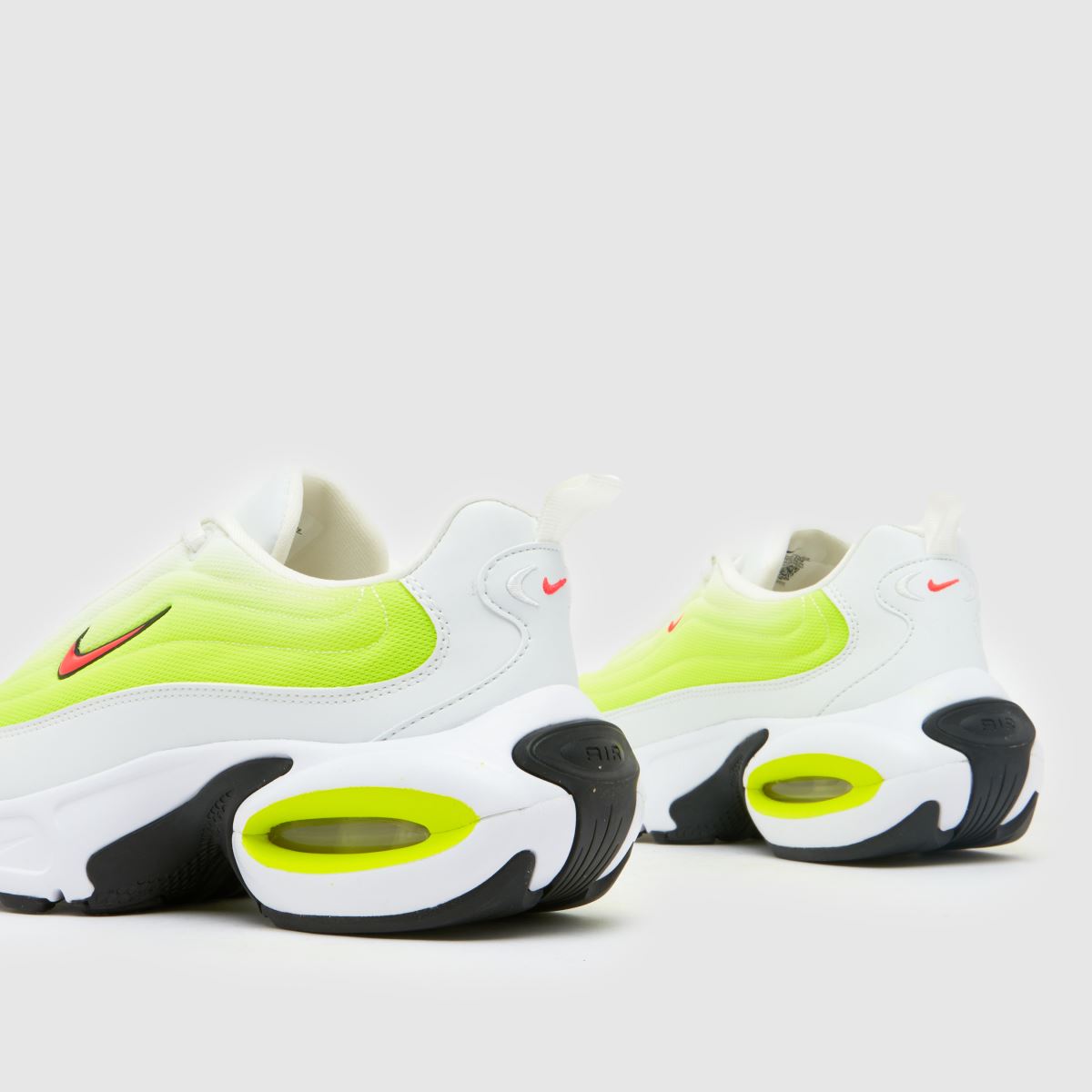 Nike Air Max Portal – Vita, flerfärgade träningsskor