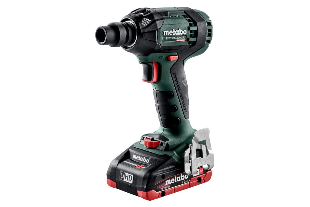 Metabo 602395800 SSW18LTX 300 BL Mașină de înșurubat cu impact fără fir 18V 4.0Ah LiHD