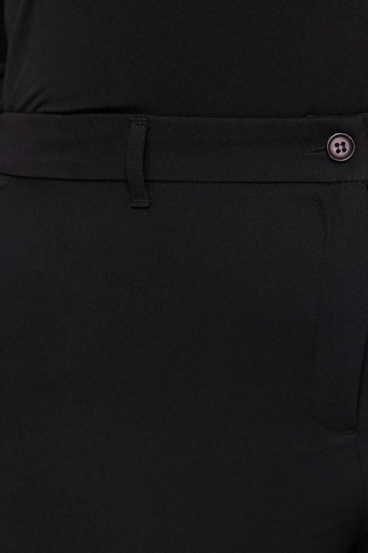 Trendyol Curve  Schwarze gewebte Hose TBBAW23AR00020