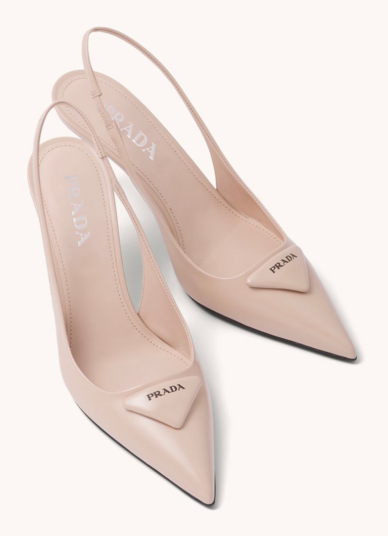 Prada-nahkainen olkalaukku logolla