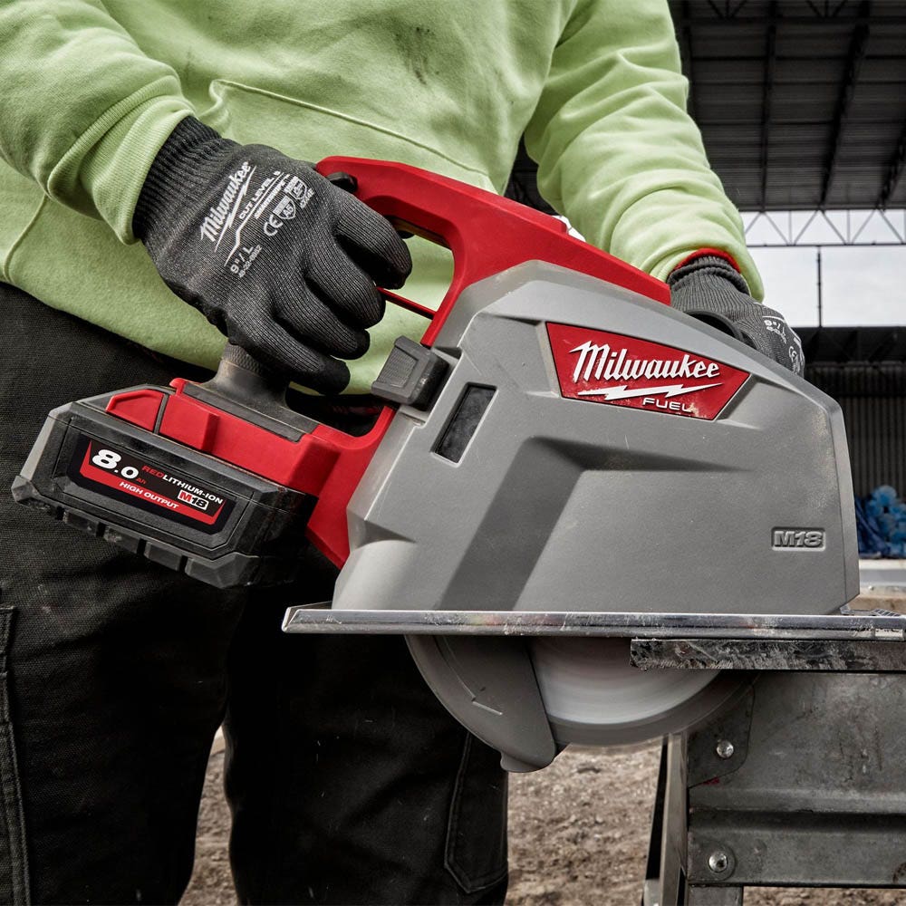 Serra circular para metal Milwaukee 18V FUEL™ 203 mm Skin M18FMCS66-0