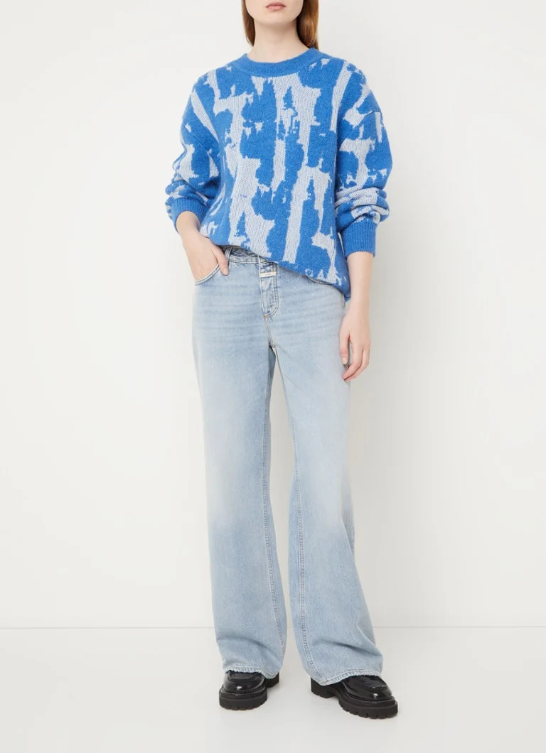 Pull en maille fine, mélange de laine d'alpaga et motif jacquard.