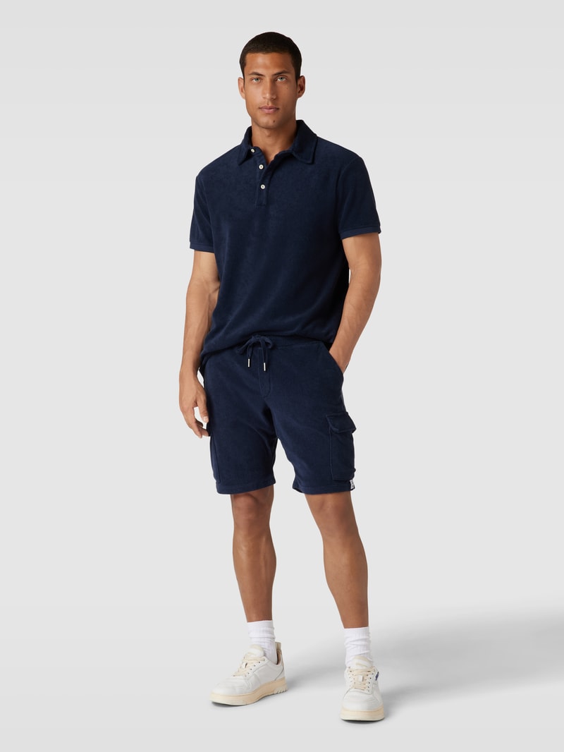 Shorts mit Cargotaschen in marineblau