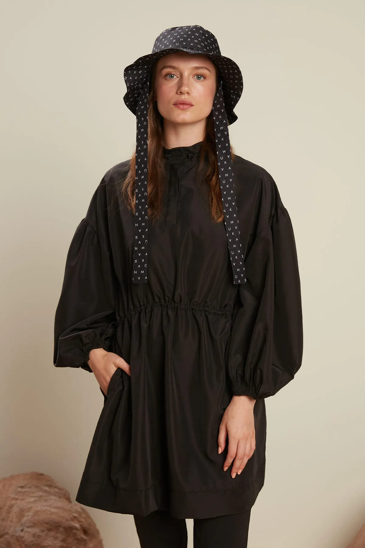 Manuka  HIJAB REGENMANTEL BADEANZUG SCHWARZ