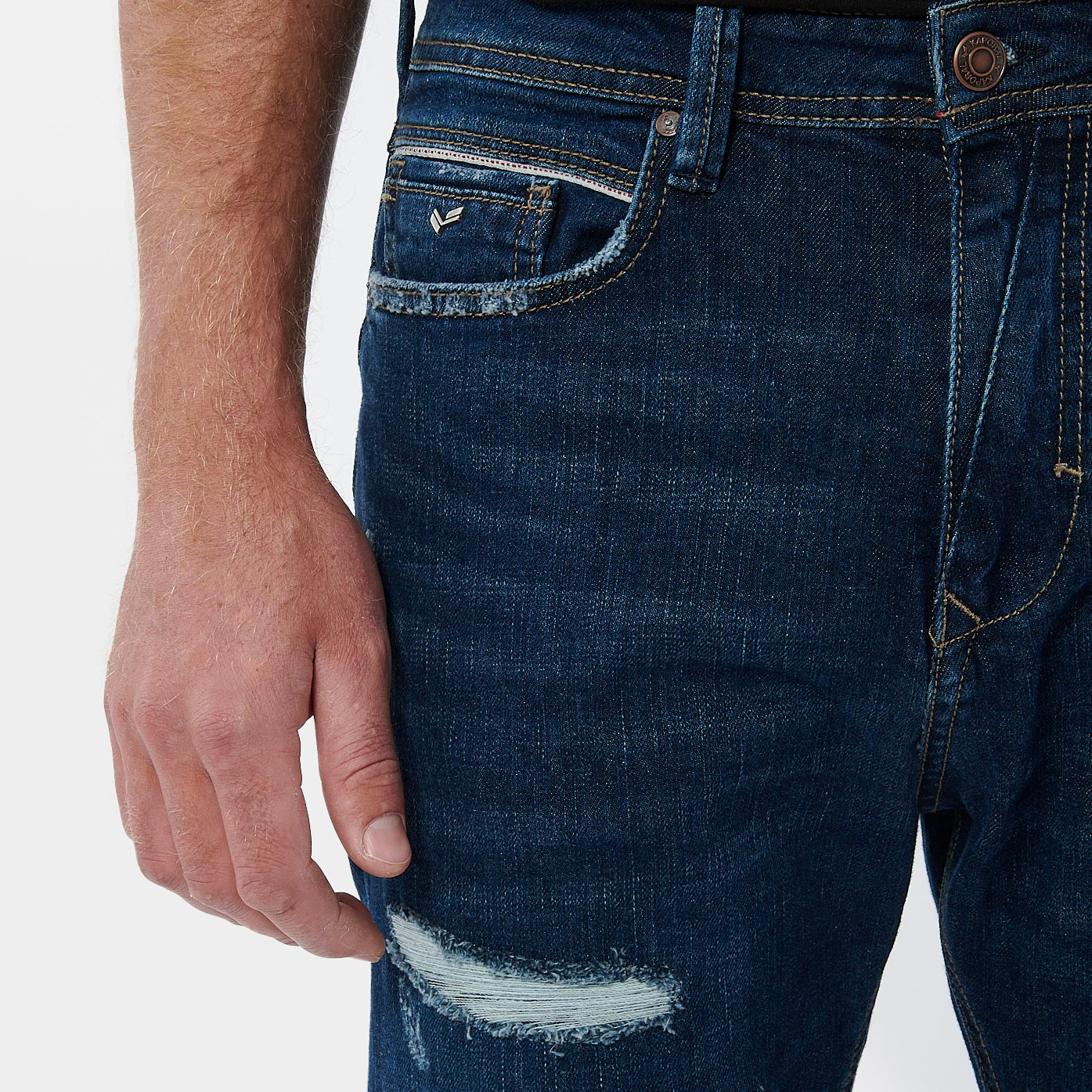 TYREL  Jean bleu slim tapered homme