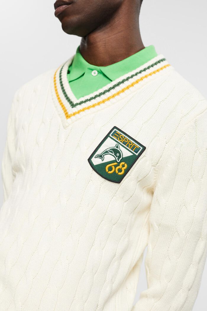 Zopfstrickpullover mit Logo-Patch