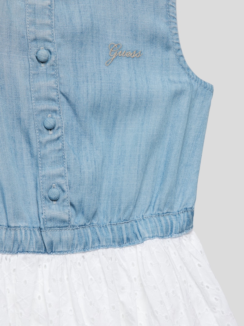 Kleid mit Label-Stitching in weiß