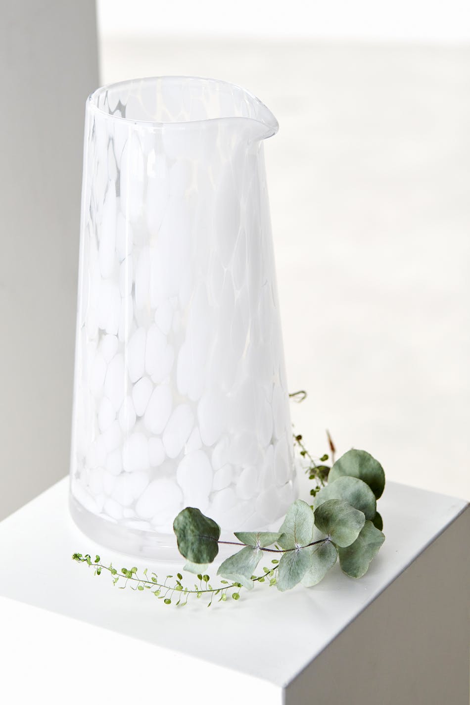 Splash glass carafe