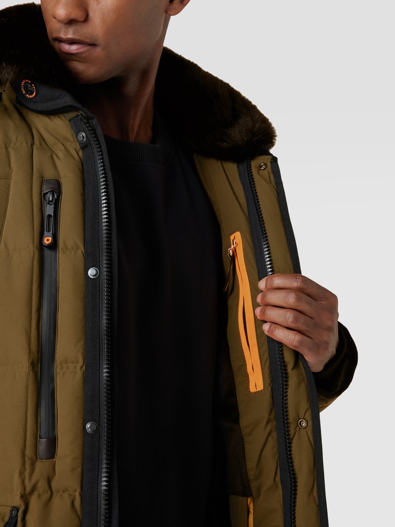 Steppjacke mit Kunstpelzkragen Modell 'MARVELLOUS' in olivgrün