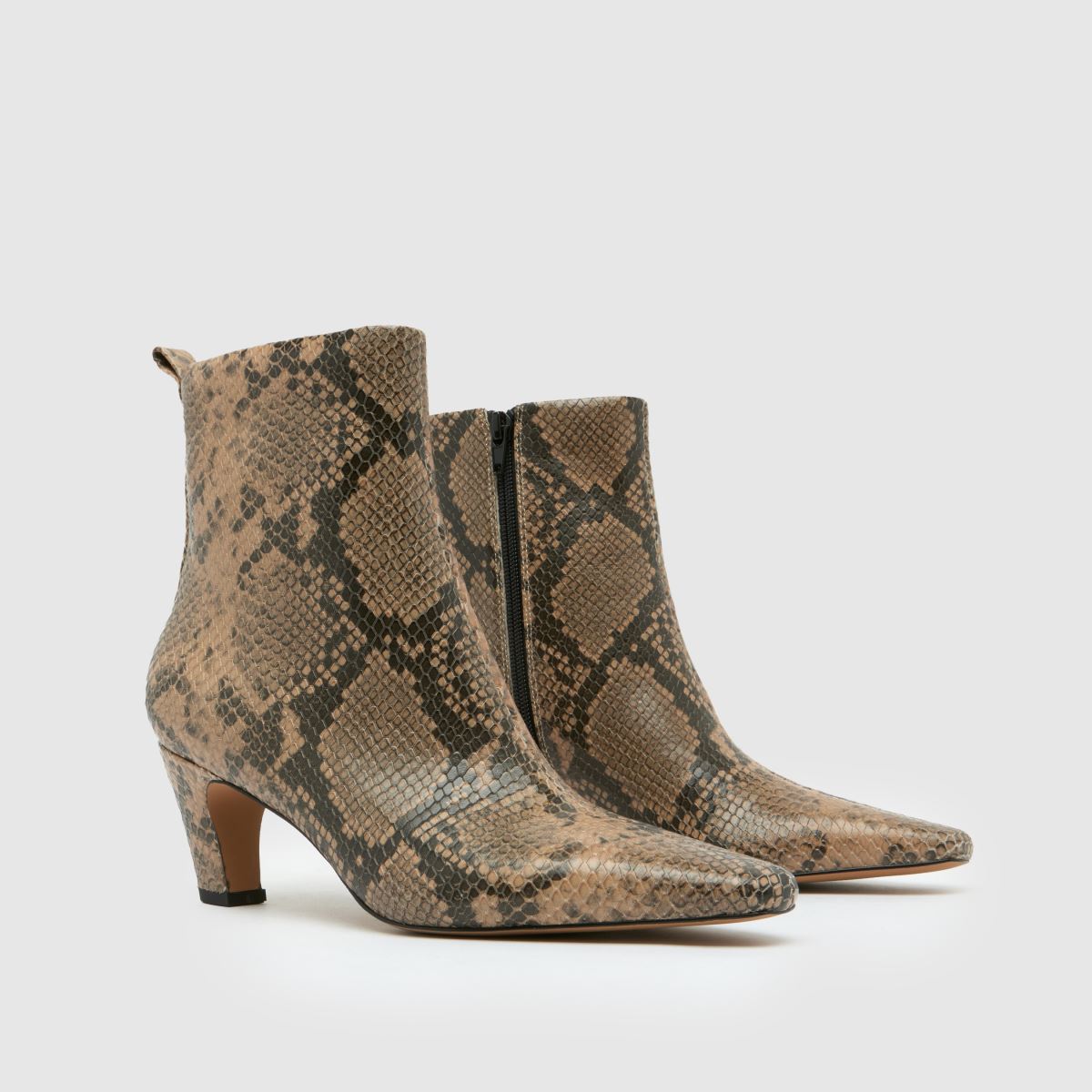 Schuh Blakely bőr vésőszárú csizma bézs és barna színben