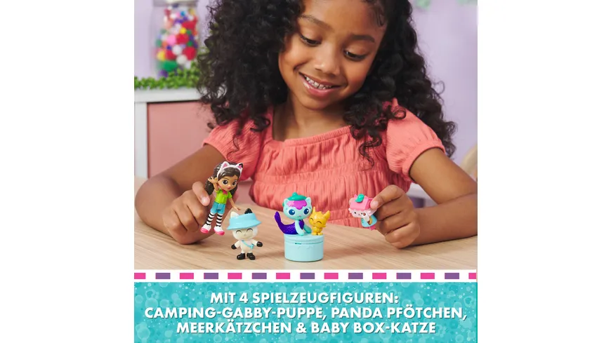 Gabby's Dollhouse, Camping Figuren Set, Gabby mit 3 Katzenfiguren