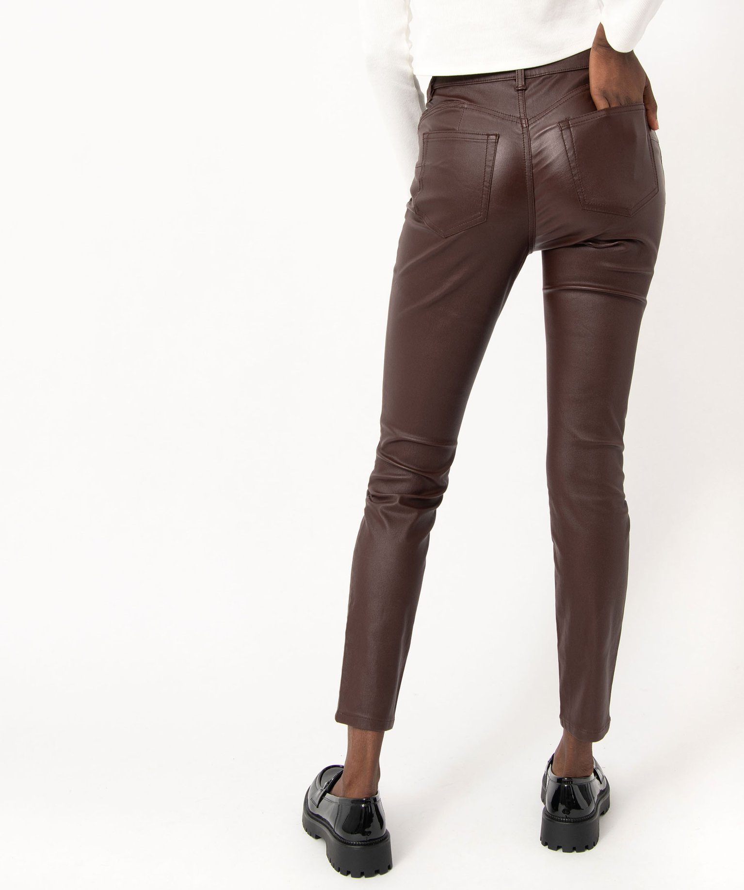 Pantalon enduit taille haute coupe skinny push-up femme marron | GEMO