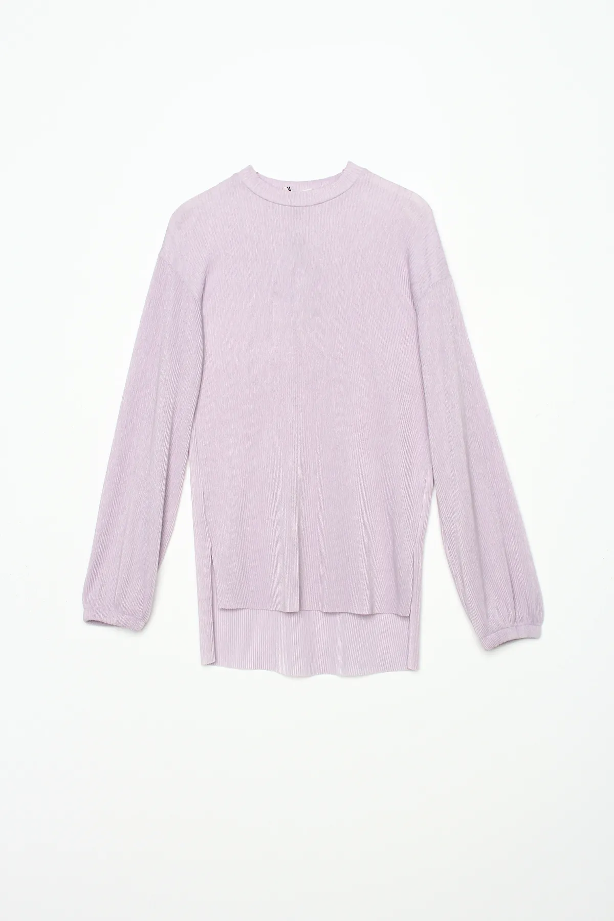 ALLDAY  Fliederfarbener Anzug mit plissierter, geschlitzter Bluse und Rock