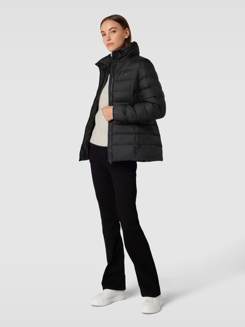 Steppjacke mit Label-Stitching in schwarz