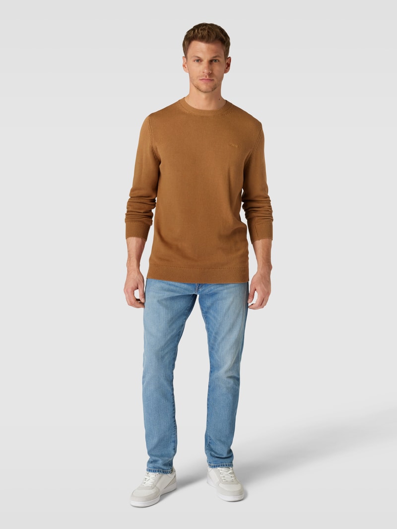 Strickpullover mit Label-Stitching in camel