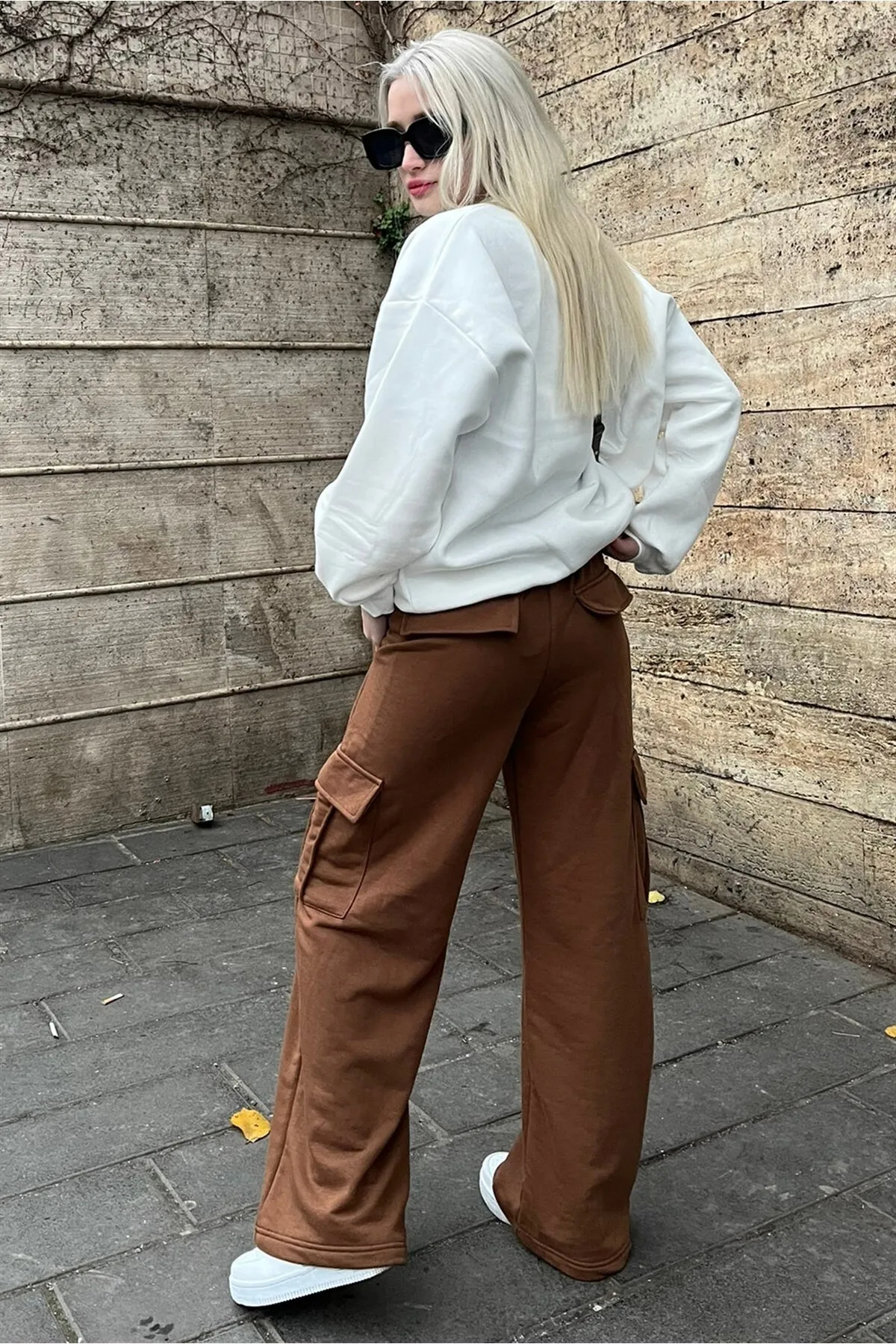 Madmext  Braune Damen-Jogginghose mit weitem Bein und Cargotasche Mg1615