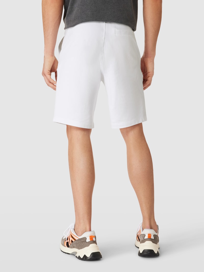 Sweatshorts mit Tunnelzug in offwhite