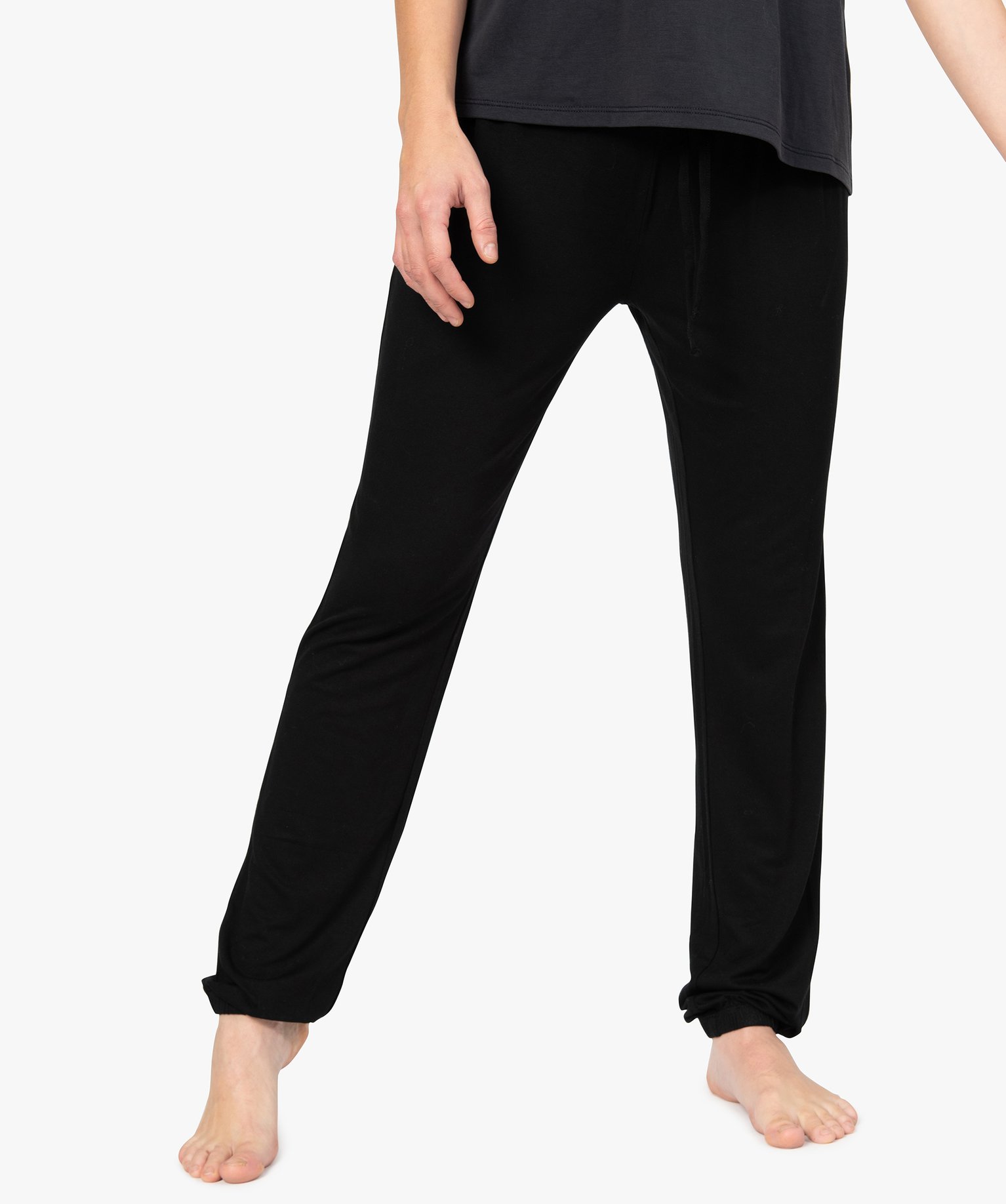 Pantalon de pyjama femme en maille fine avec bas resserré noir | GEMO