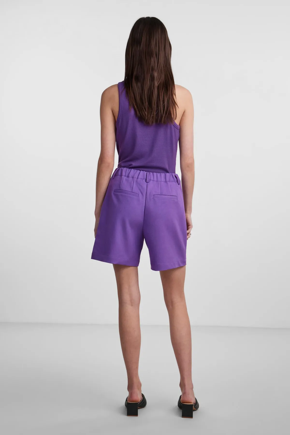 Y.A.S.  Shorts - Lila - Mittlerer Bund
