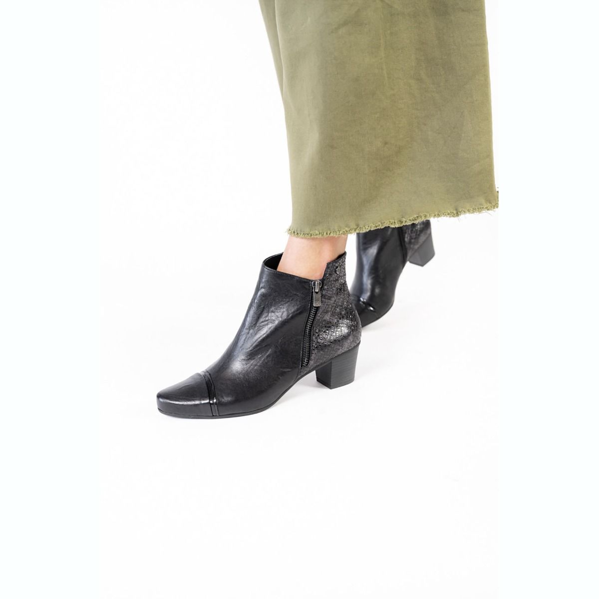 Dorking  KALI 8578 - Noir
